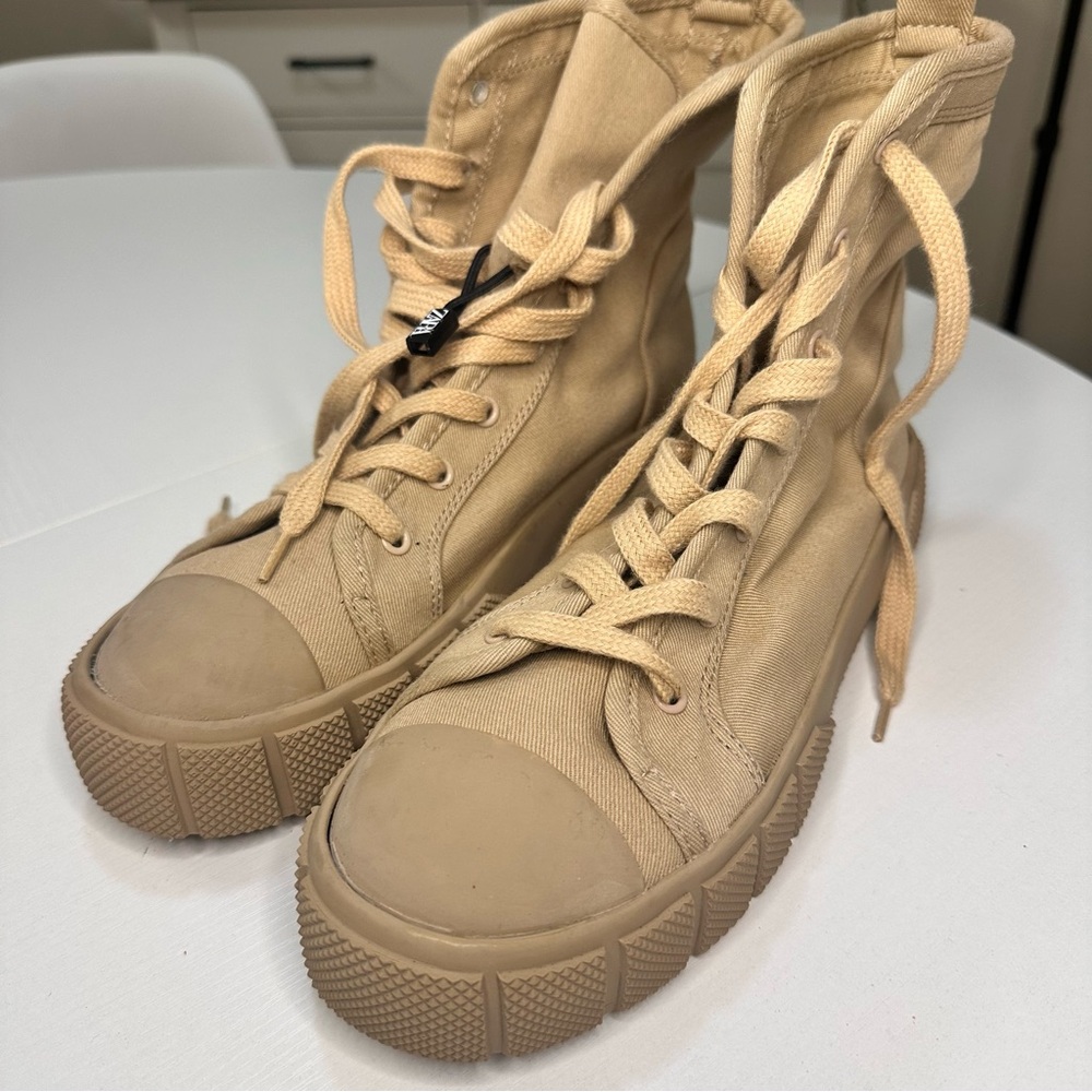 Zara Beige Canvas High-Top Sneakers Size EU 40 BNWOT